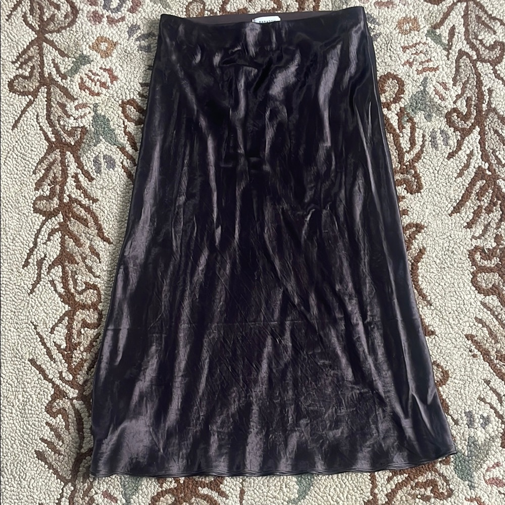 Aritzia Babaton Satin Midi Skirt